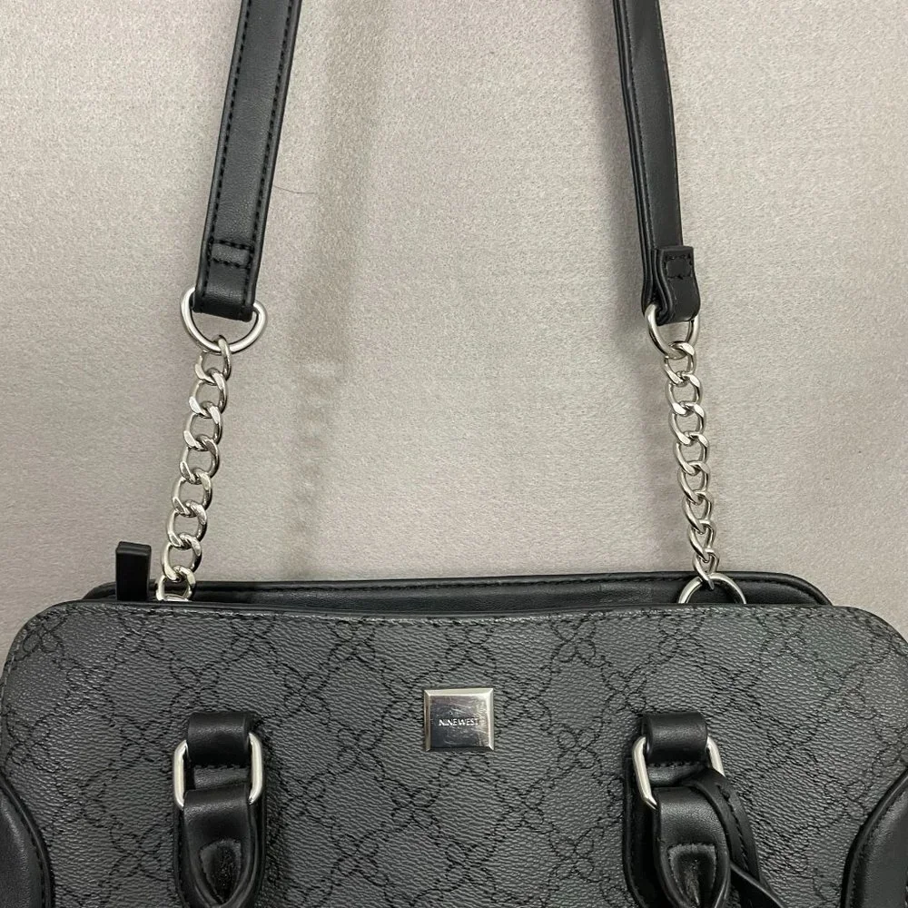 Nine West Handbag / Purse - Chain Strap Black Flat Bottom Bag‎